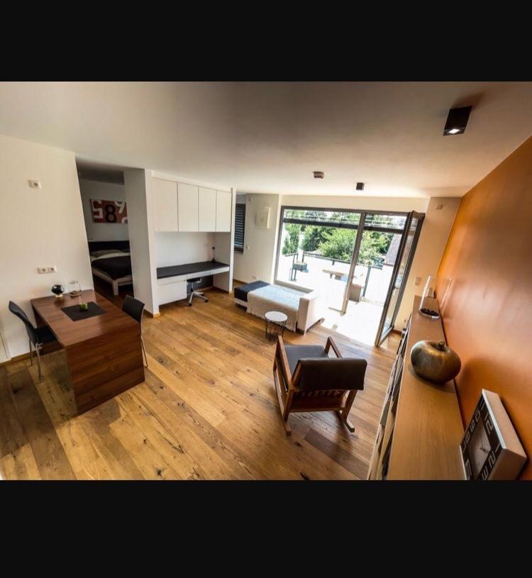 Zimmer - Modernes Apartment Mit 45 Qm. ชเตราบิง ภายนอก รูปภาพ
